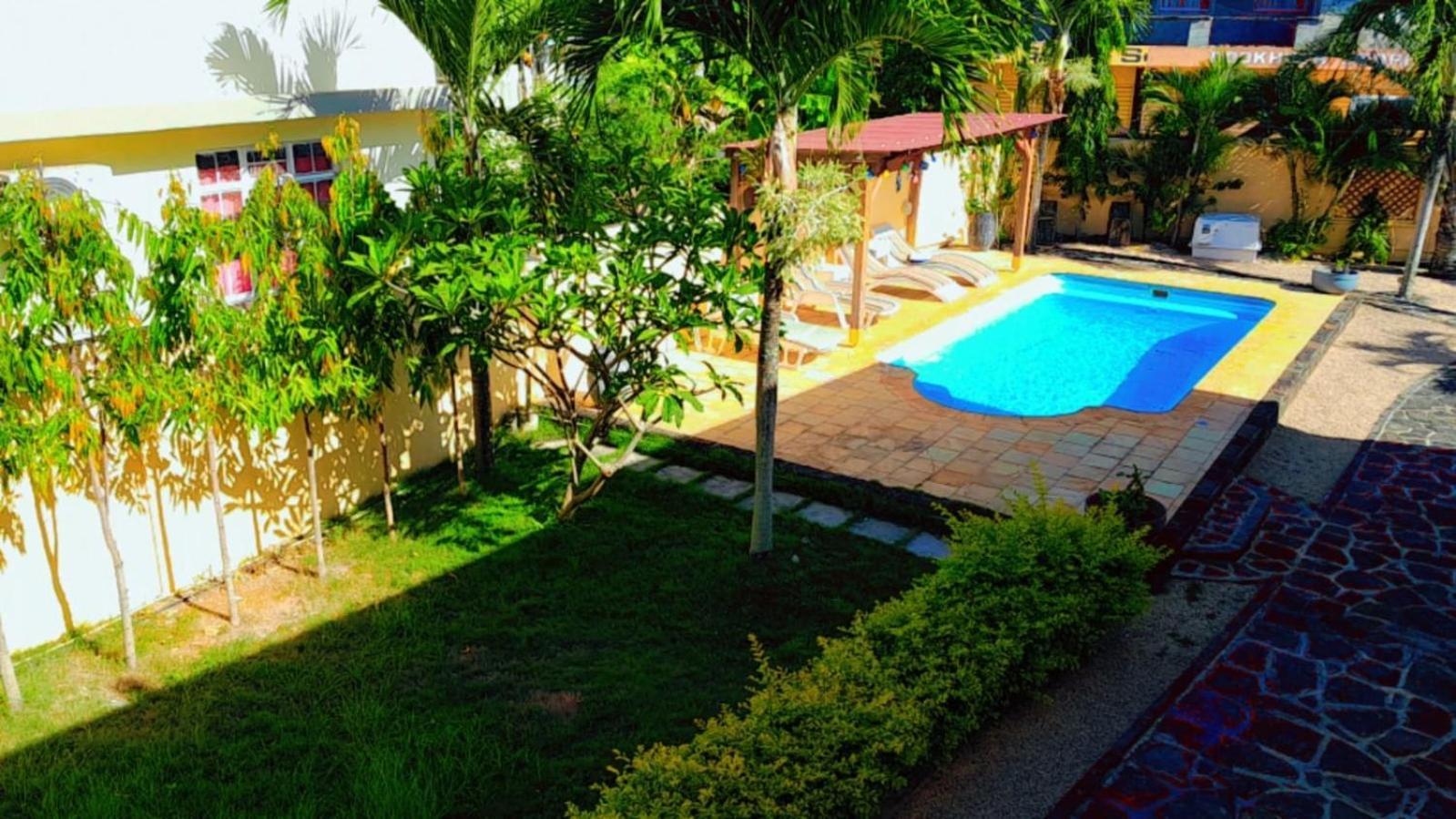 Villa Santa Avec Piscine Et Jardin Pointe aux Piments Exterior foto